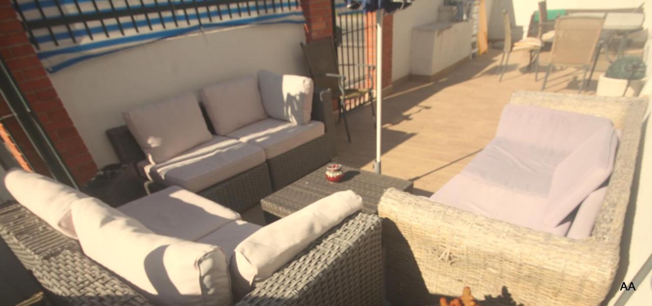 Little Peaceful Retreat Room With Bath, Heating, Terrace, Free Wifi Fridge Easy Parking Марбелья Екстер'єр фото