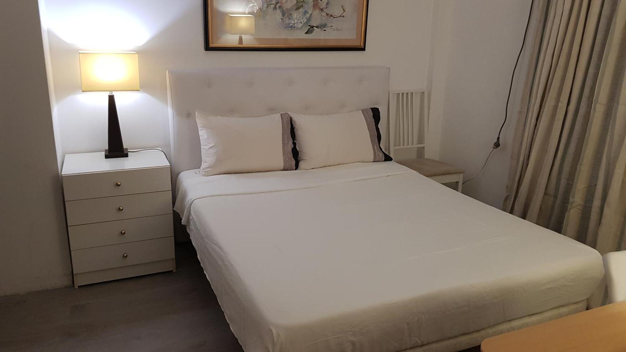 Little Peaceful Retreat Room With Bath, Heating, Terrace, Free Wifi Fridge Easy Parking Марбелья Екстер'єр фото