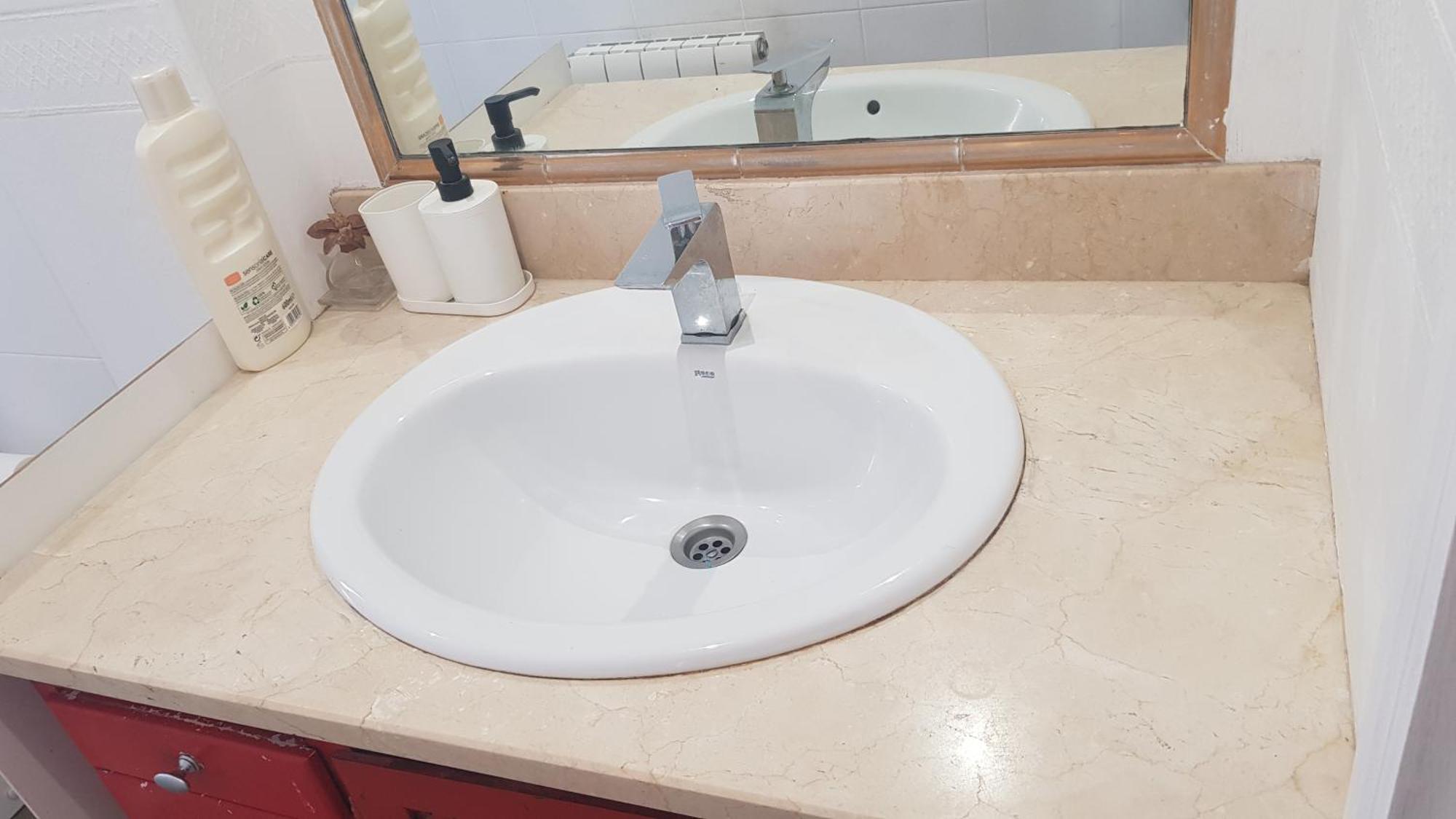 Little Peaceful Retreat Room With Bath, Heating, Terrace, Free Wifi Fridge Easy Parking Марбелья Екстер'єр фото